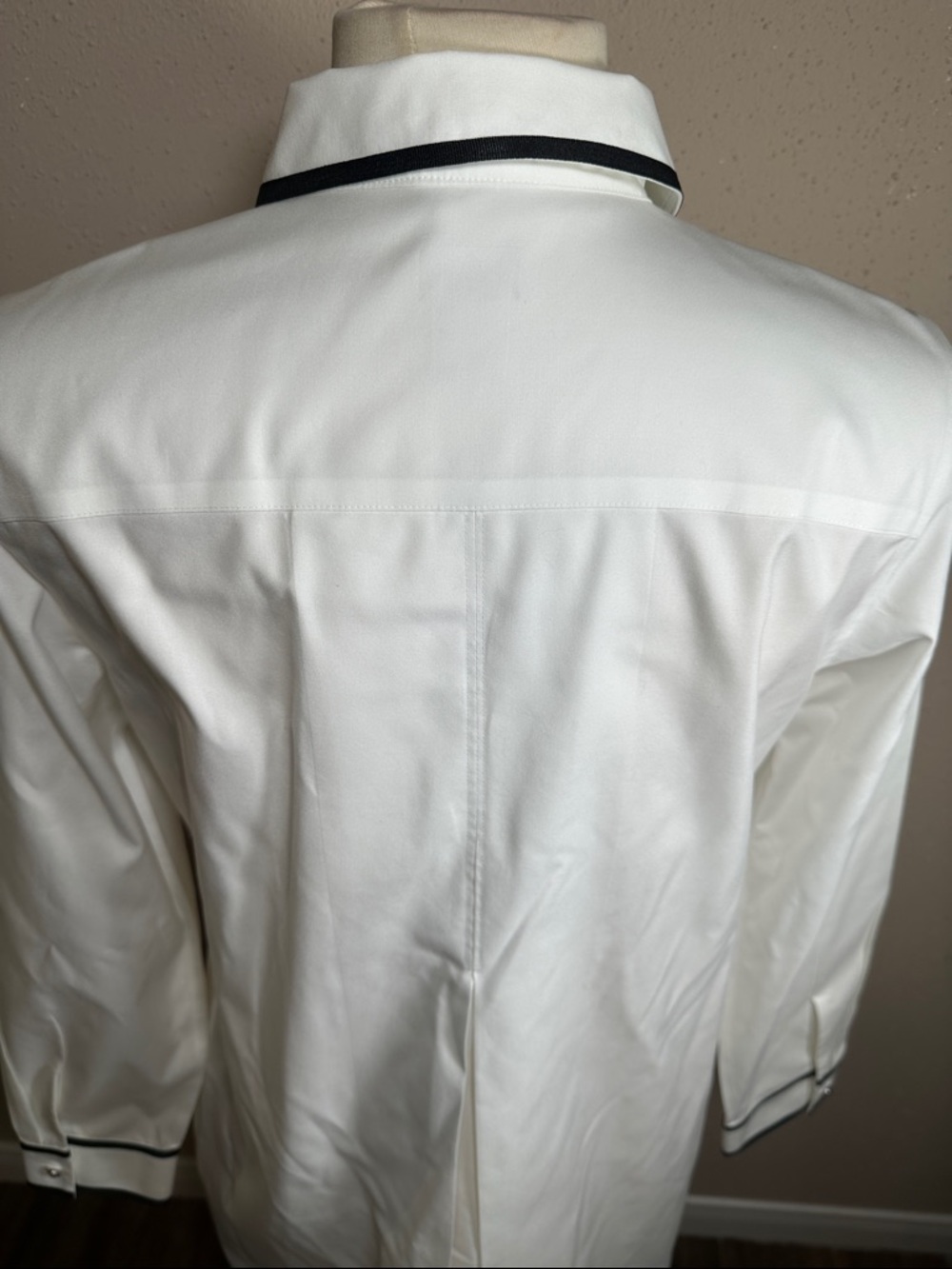 Chicos No Iron Chic Stretch Piping Detail Tunic Shirt Women’s Size 0 Small 4/6 - Picture 11 of 14